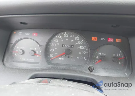 2005 Ford Crown Victoria Lx/Lx Sport z USA, uszkodzony, nr VIN 2FAHP74W95X113062